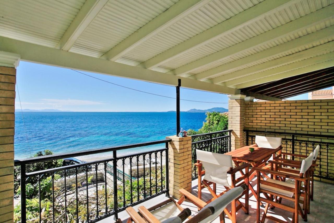 Kaminaki Beachfront Apartments Nisaki  Eksteriør billede